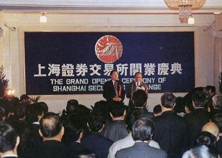 3217. 江苏省无锡市2014届高三第一学期期末考试历史试题